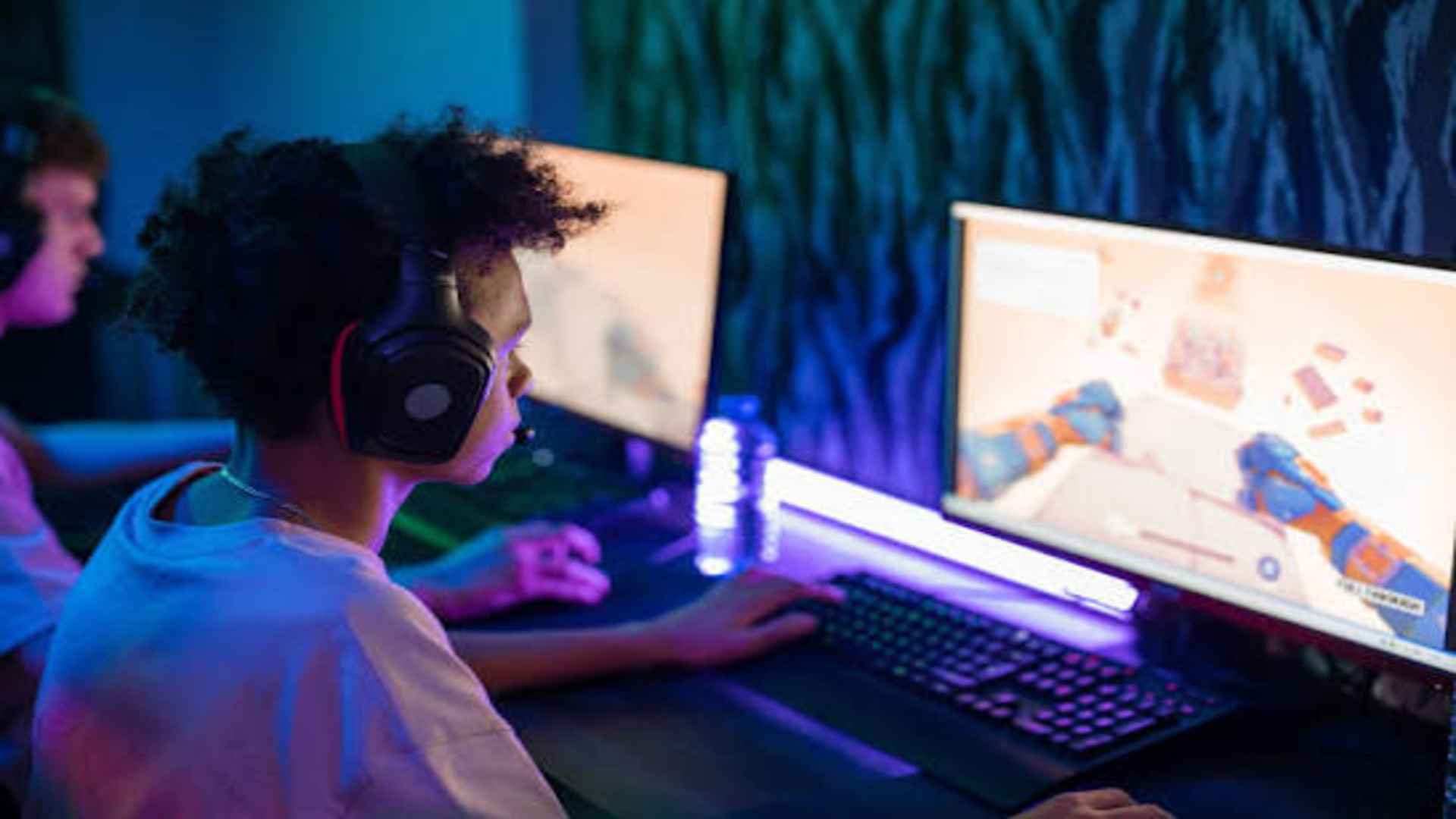 Improve Every Round With Smart Bluffing